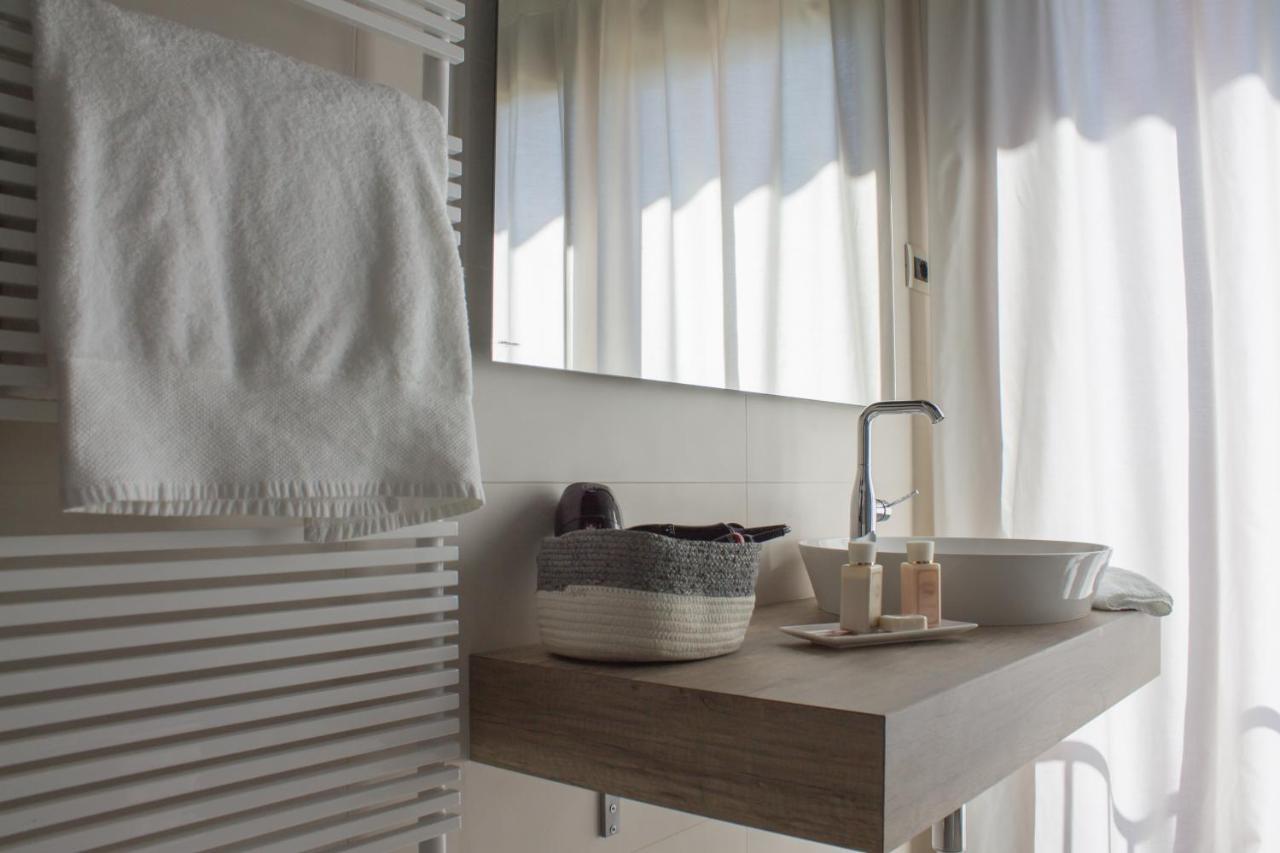 Crystal Luxury House Hotel Fiume Veneto Buitenkant foto