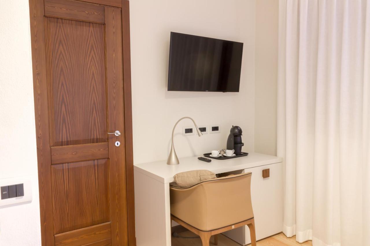 Crystal Luxury House Hotel Fiume Veneto Buitenkant foto