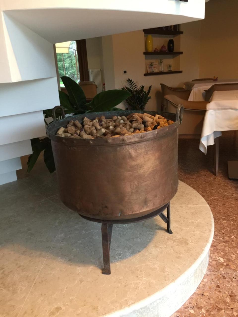 Crystal Luxury House Hotel Fiume Veneto Buitenkant foto
